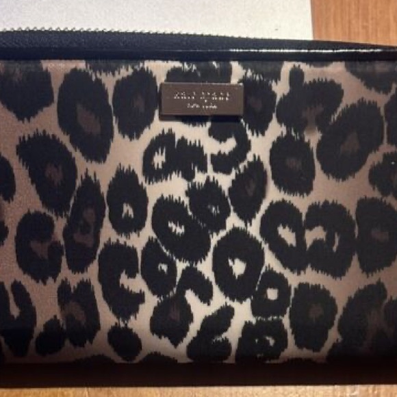 KATE SPADE Leopard Nylon zippy wallet - Picture 7 of 10